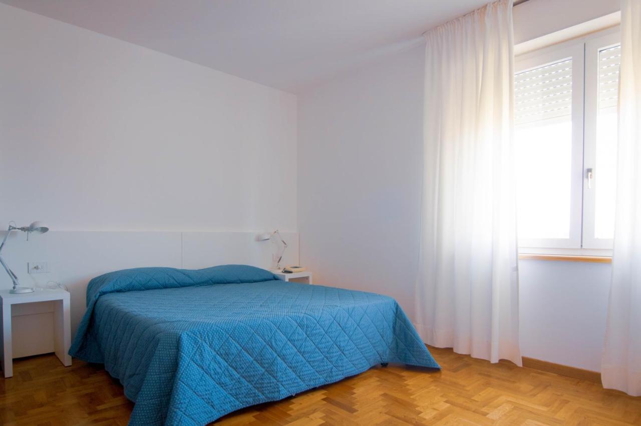 Hotel Mistral Oristano Exteriör bild